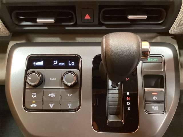 ホンダ フリード １．５ エアー R8年 (近畿) 99