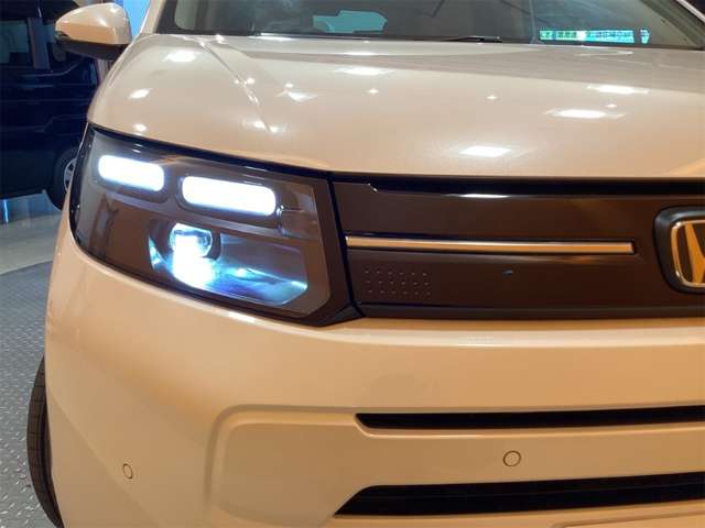 ホンダ フリード １．５ エアー R8年 (近畿) 99