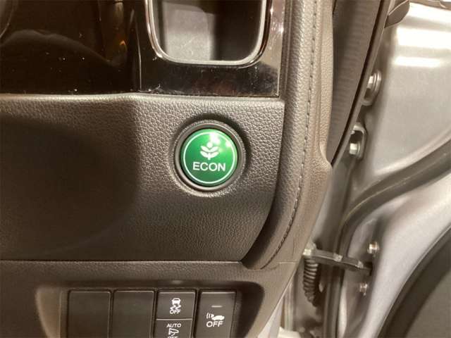 ホンダ シャトル １．５ ハイブリッド Ｘ H29年 (近畿) 99