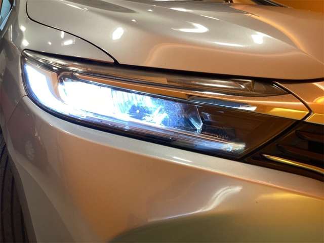 ホンダ シャトル １．５ ハイブリッド Ｘ H29年 (近畿) 99