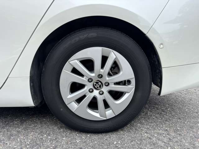トヨタ プリウス １．８ Ｓ セーフティ プラス H29年 (甲信越・北陸) 99