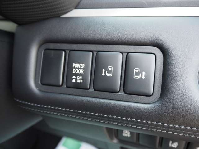三菱 デリカ　Ｄ：５ ２．２ Ｇ ディーゼルターボ ４ＷＤ R1年 (甲信越・北陸) 99