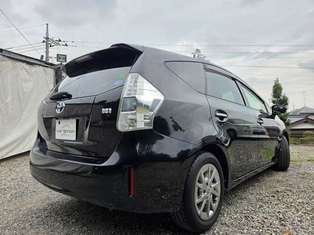 トヨタ プリウスΑ １．８ Ｓ チューン ブラック H25年 (関東) 99
