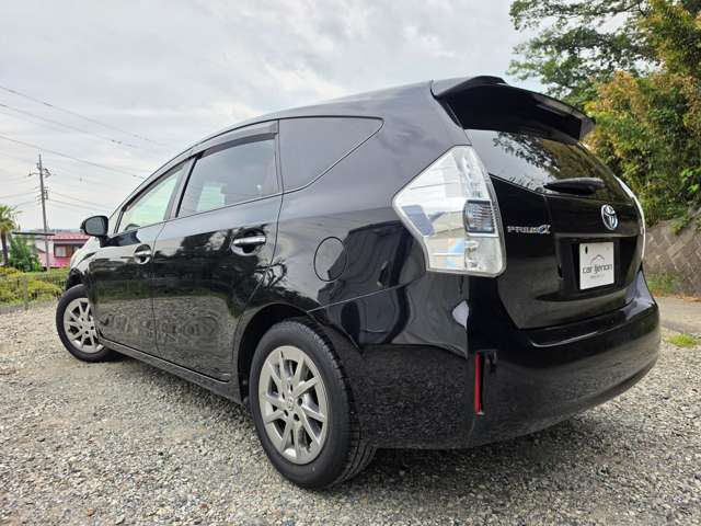 トヨタ プリウスΑ １．８ Ｓ チューン ブラック H25年 (関東) 99