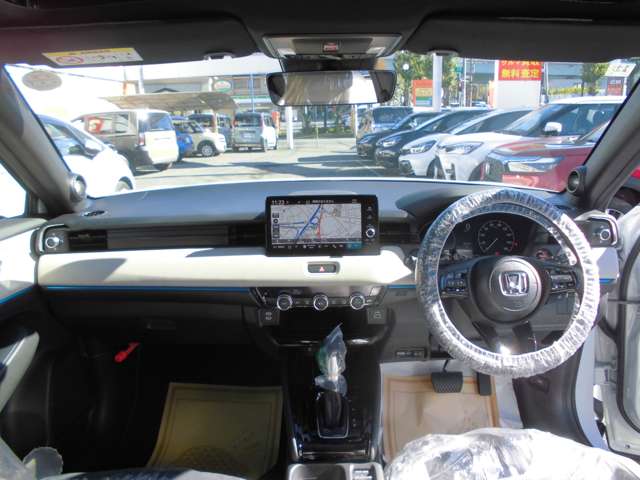 ホンダ ヴェゼル １．５ Ｅ：ＨＥＶ Ｚ プレイパッケージ R7年 (関東) 99