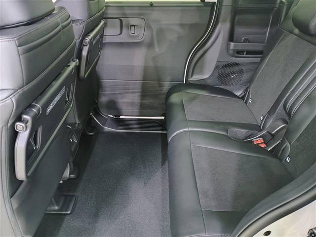ホンダ Ｎ　ＢＯＸ カスタム ６６０ ターボ R8年 (関東) 99