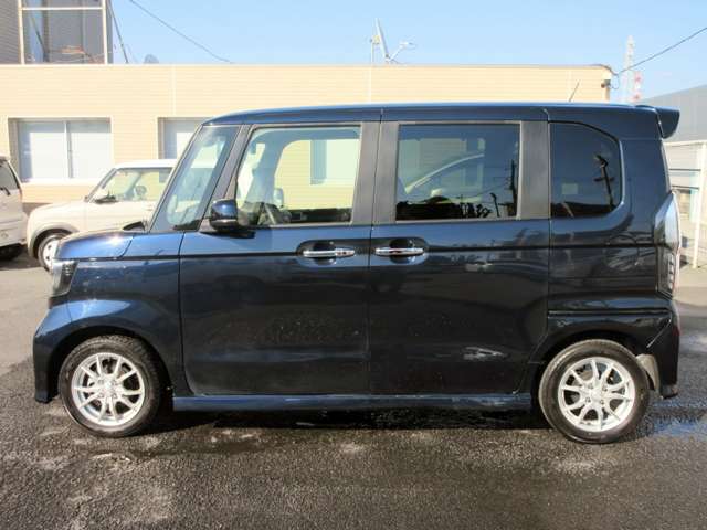 ホンダ Ｎ　ＢＯＸ カスタム ６６０ Ｌ R3年 (関東) 99