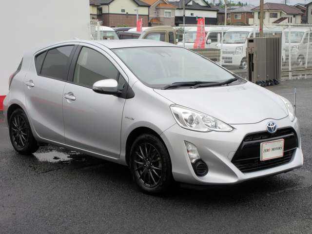 トヨタ アクア １．５ Ｓ H28年 (関東) 99