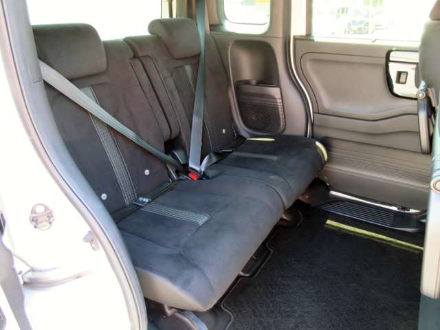 ホンダ Ｎ　ＢＯＸ カスタム ６６０ Ｌ R3年 (関東) 99