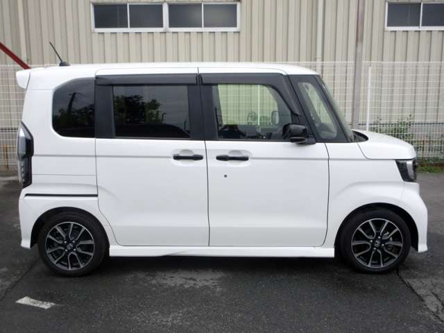 ホンダ Ｎ　ＢＯＸ カスタム ６６０ Ｌ ターボ スタイルプラス ブラック R4年 (関東) 99