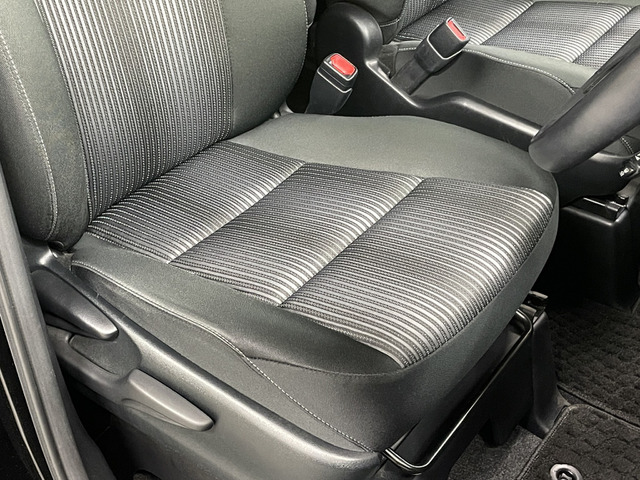 トヨタ ノア ２．０ ＳＩ H29年 (甲信越・北陸) 99