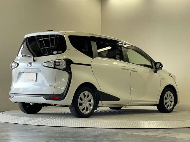 トヨタ シエンタ　ハイブリッド ハイブリッド １．５ Ｇ H29年 (甲信越・北陸) 99