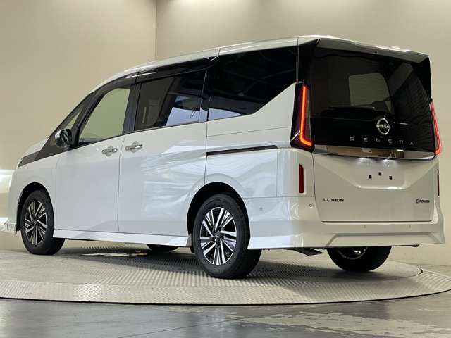 日産 セレナ １．４ Ｅ－ＰＯＷＥＲ ルキシオン R5年 (甲信越・北陸) 99