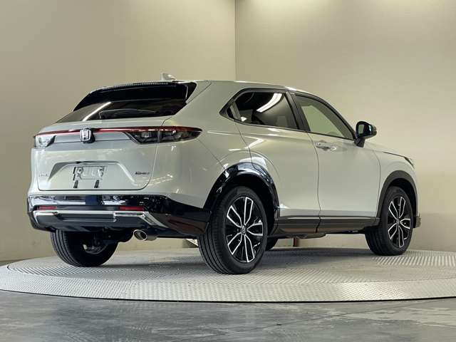 ホンダ ヴェゼル １．５ Ｅ：ＨＥＶ Ｚ R3年 (甲信越・北陸) 99