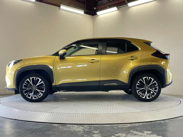 トヨタ ヤリスクロス　ハイブリッド １．５ ハイブリッド Ｚ Ｅ－ＦＯＵＲ ４ＷＤ R3年 (甲信越・北陸) 99