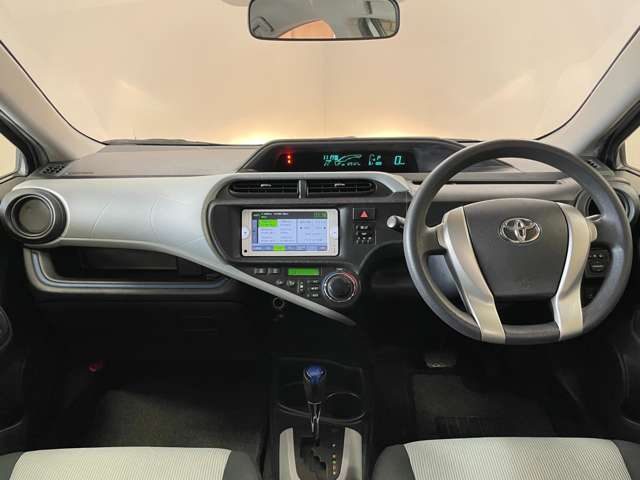 トヨタ アクア １．５ Ｓ H25年 (甲信越・北陸) 99