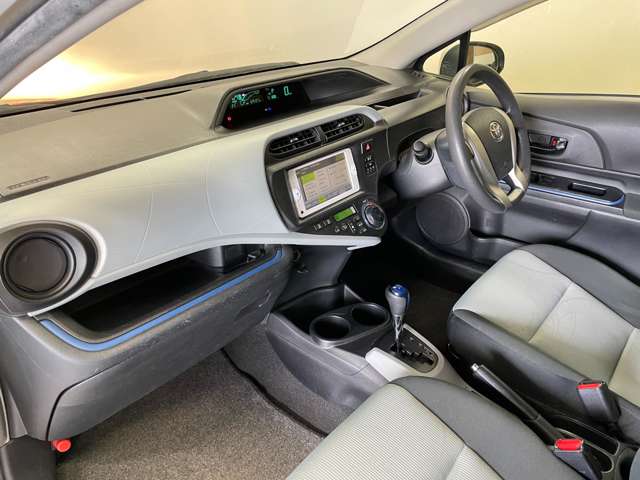 トヨタ アクア １．５ Ｓ H25年 (甲信越・北陸) 99