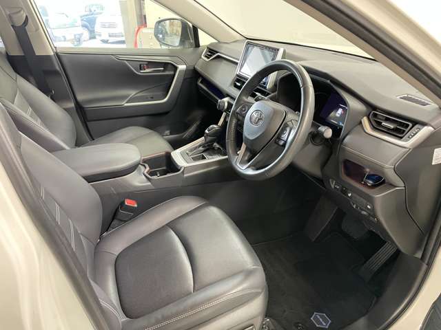 トヨタ ＲＡＶ４ ２．０ Ｇ ４ＷＤ R4年 (甲信越・北陸) 99