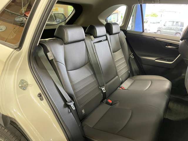 トヨタ ＲＡＶ４ ２．０ Ｇ ４ＷＤ R4年 (甲信越・北陸) 99