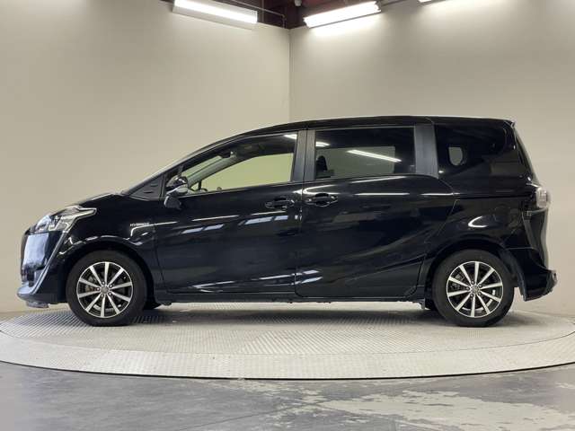 トヨタ シエンタ　ハイブリッド ハイブリッド １．５ Ｇ H28年 (甲信越・北陸) 99