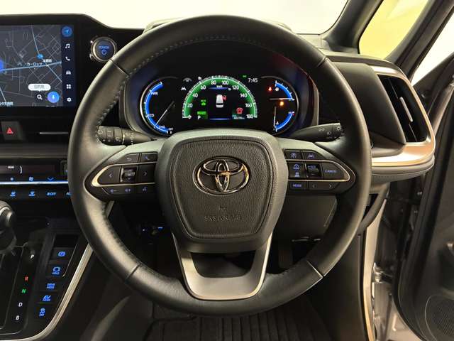 トヨタ ヴォクシー １．８ ハイブリッド Ｓ－Ｚ R5年 (甲信越・北陸) 99