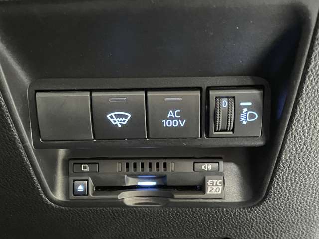 トヨタ アクア １．５ Ｚ Ｅ－ＦＯＵＲ ４ＷＤ R3年 (甲信越・北陸) 99