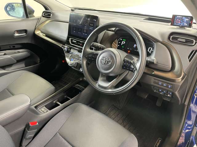 トヨタ アクア １．５ Ｚ Ｅ－ＦＯＵＲ ４ＷＤ R3年 (甲信越・北陸) 99