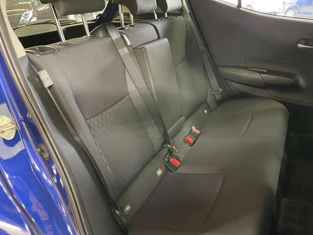 トヨタ アクア １．５ Ｚ Ｅ－ＦＯＵＲ ４ＷＤ R3年 (甲信越・北陸) 99