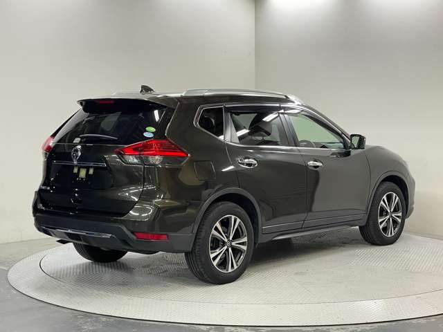 日産 エクストレイル ２．０ ２０Ｘ ２列車 ４ＷＤ H29年 (甲信越・北陸) 99