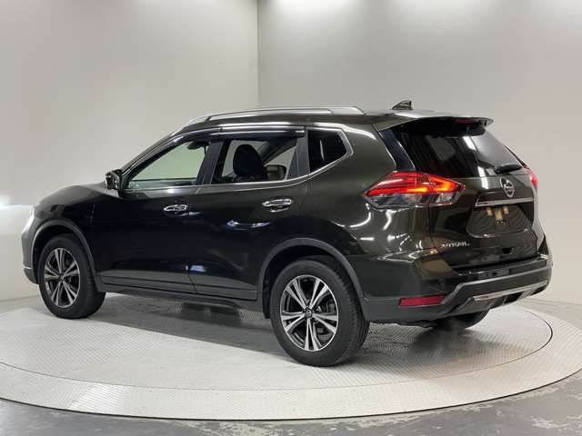 日産 エクストレイル ２．０ ２０Ｘ ２列車 ４ＷＤ H29年 (甲信越・北陸) 99