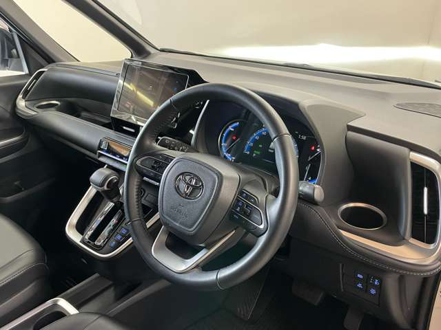 トヨタ ノア １．８ ハイブリッド Ｓ－Ｚ R5年 (甲信越・北陸) 99