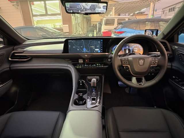 トヨタ クラウンエステート　ハイブリッド ２．５ ＲＳ Ｅ－ＦＯＵＲ ４ＷＤ R7年 (近畿) 99