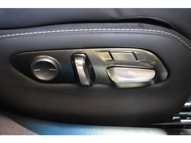 レクサス ＬＳ５００ｈ Ｉパッケージ H30年 (近畿) 99