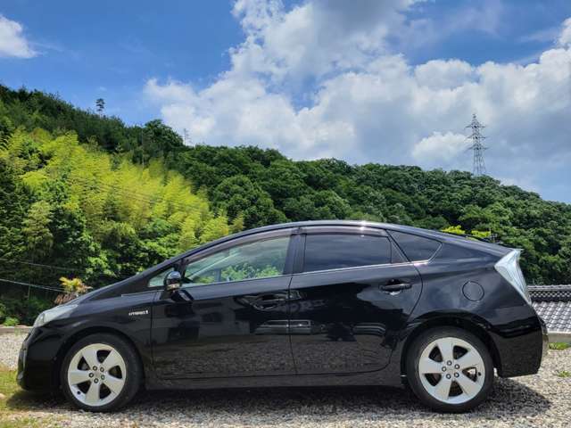 トヨタ プリウス １．８ Ｓ ツーリングセレクション H25年 (中国) 99