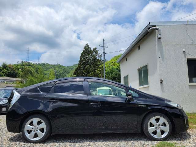 トヨタ プリウス １．８ Ｓ ツーリングセレクション H25年 (中国) 99