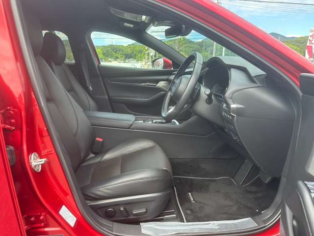 マツダ ＭＡＺＤＡ３　ファストバック １．８ ＸＤ プロアクティブ ツーリング セレクション ディーゼルターボ R5年 (中国) 99