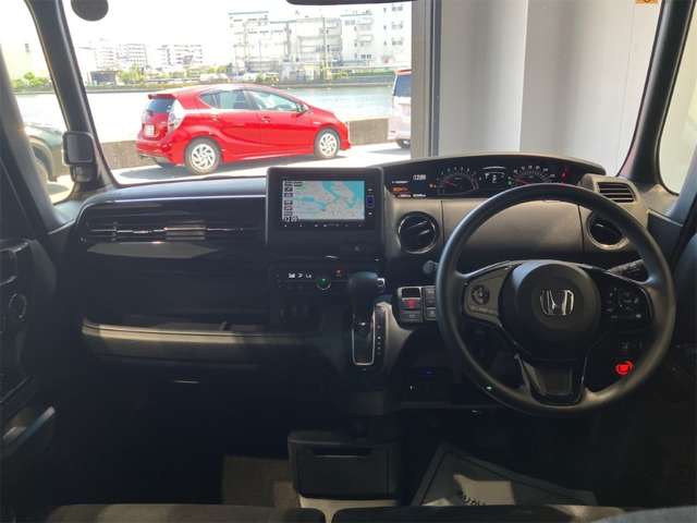 ホンダ Ｎ　ＢＯＸ カスタム ６６０ Ｌ R5年 (近畿) 99