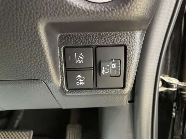 ホンダ Ｎ　ＢＯＸ カスタム ６６０ Ｌ R5年 (近畿) 99