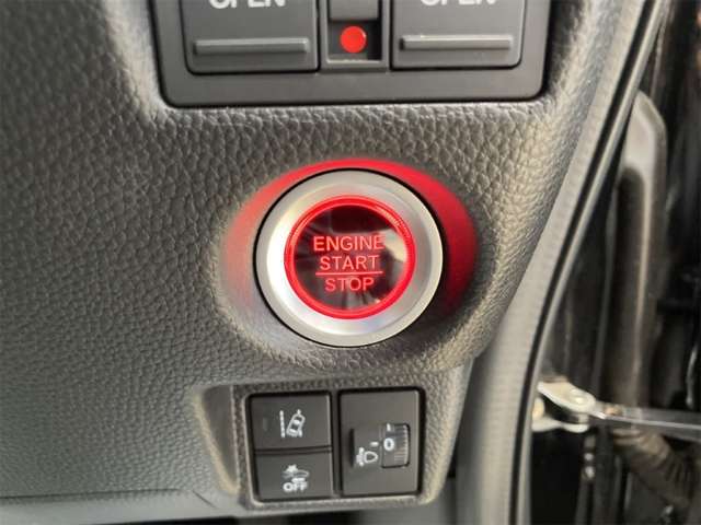 ホンダ Ｎ　ＢＯＸ カスタム ６６０ Ｌ R5年 (近畿) 99
