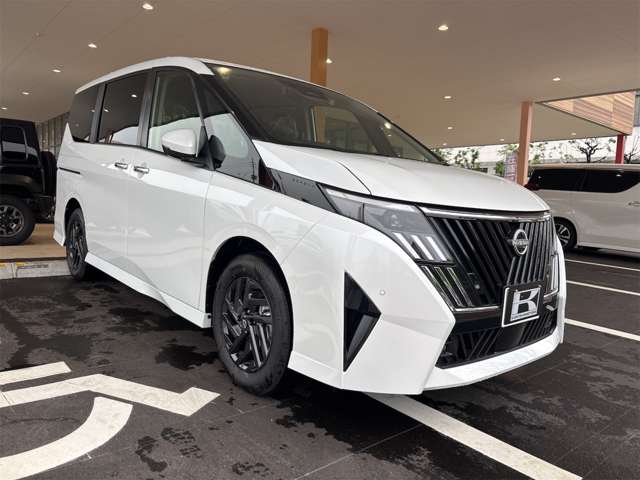 日産 セレナ １．４ Ｅ－ＰＯＷＥＲ ハイウェイスターＶ R8年 (九州・沖縄) 99