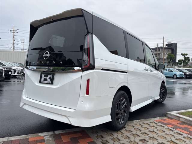 日産 セレナ ２．０ ハイウェイスターＶ R8年 (九州・沖縄) 99
