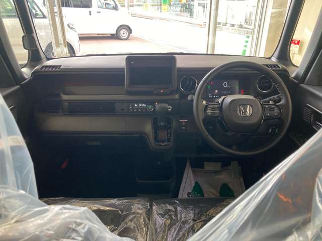 ホンダ Ｎ　ＢＯＸ カスタム ６６０ ターボ R8年 (四国) 99