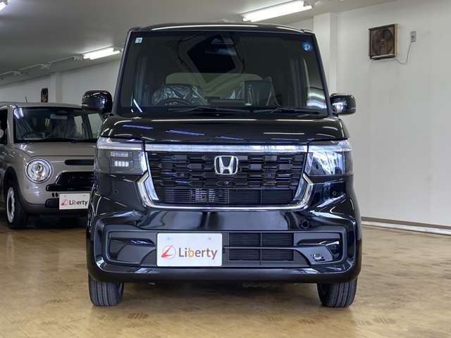 ホンダ Ｎ　ＢＯＸ カスタム ６６０ ターボ R8年 (四国) 99