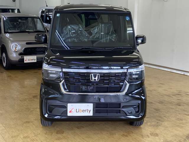 ホンダ Ｎ　ＢＯＸ カスタム ６６０ ターボ R8年 (四国) 99