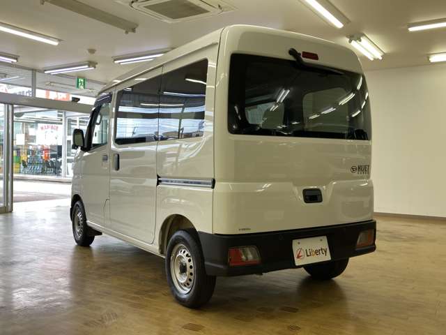 ダイハツ ハイゼットカーゴ ６６０ デラックス R5年 (四国) 99
