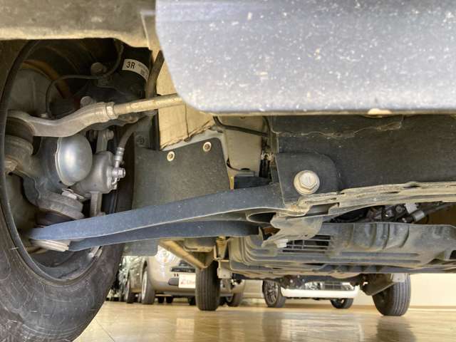 ダイハツ ハイゼットカーゴ ６６０ デラックス R5年 (四国) 99