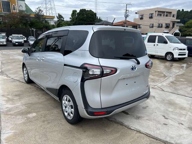 トヨタ シエンタ　ハイブリッド ハイブリッド １．５ Ｇ H27年 (関東) 99