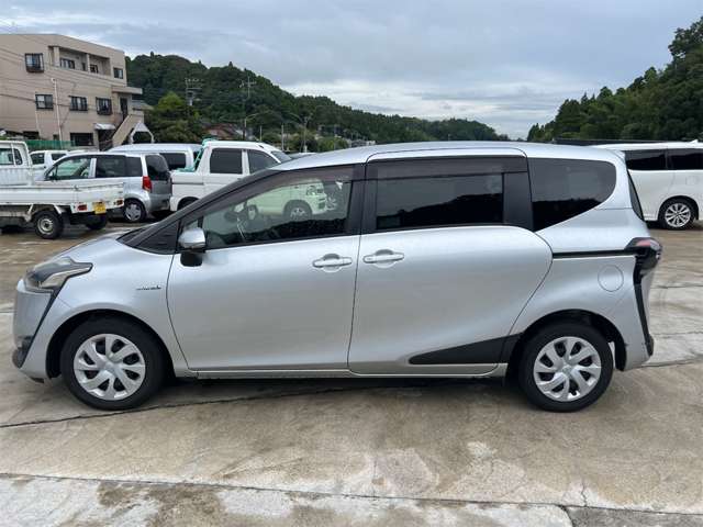 トヨタ シエンタ　ハイブリッド ハイブリッド １．５ Ｇ H27年 (関東) 99