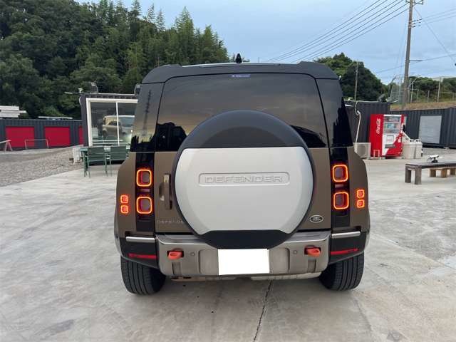 ランドローバー ディフェンダー １１０ Ｘ ３．０Ｌ Ｄ３００ ディーゼルターボ ４ＷＤ R3年 (関東) 99