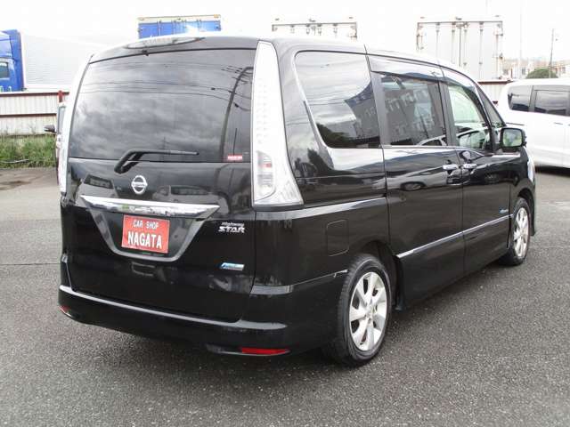 日産 セレナ ２．０ ハイウェイスター Ｓ－ＨＹＢＲＩＤ H25年 (九州・沖縄) 99